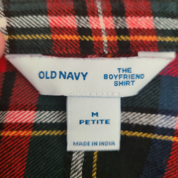 Old Navy Checked Women's The Boyfriend Shirt Button Up Sz‎ Medium Petite Preppy - Picture 9 of 13